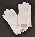 Hermes White Leather Gloves Women Silver Tone Hardware  H401
